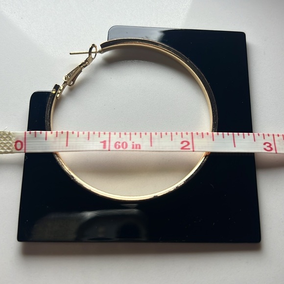 GEOMETRIC Square Earrings - Picture 6 of 6